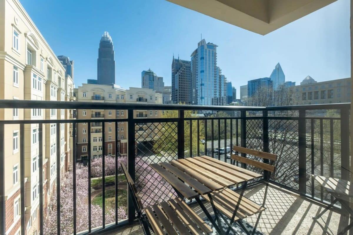 4B 2Ba Luxury Central Apartment With Gym Charlotte Exterior foto